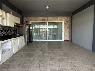 For sale 3 bedrooms townhouse in Taling Chan, Bangkok