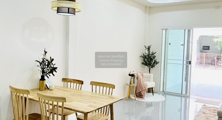 For sale 2 bedrooms townhouse in Pak Kret, Nonthaburi