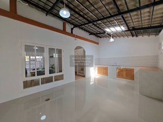 For sale 3 bedrooms townhouse in Mueang Samut Prakan, Samut Prakan