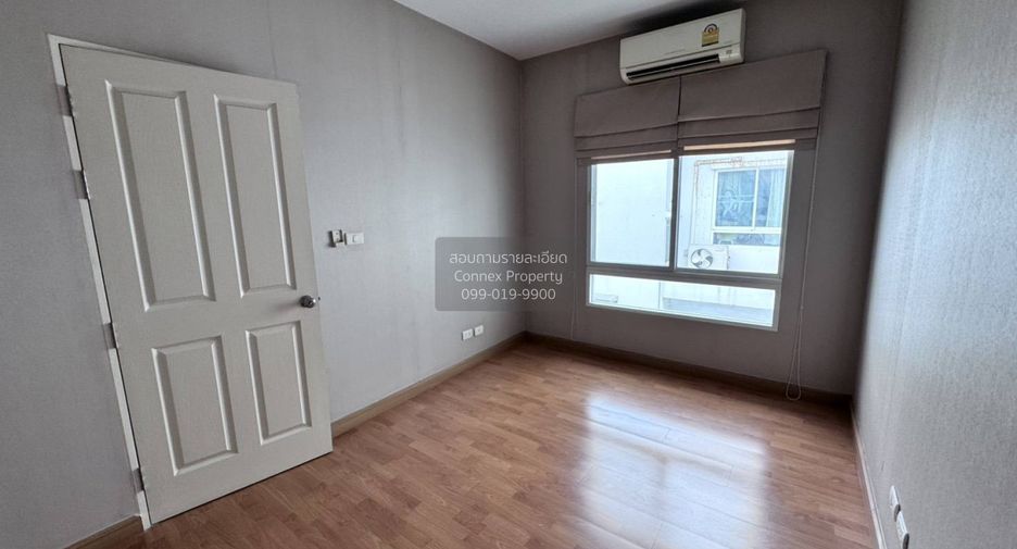 For sale 3 bedrooms townhouse in Prawet, Bangkok