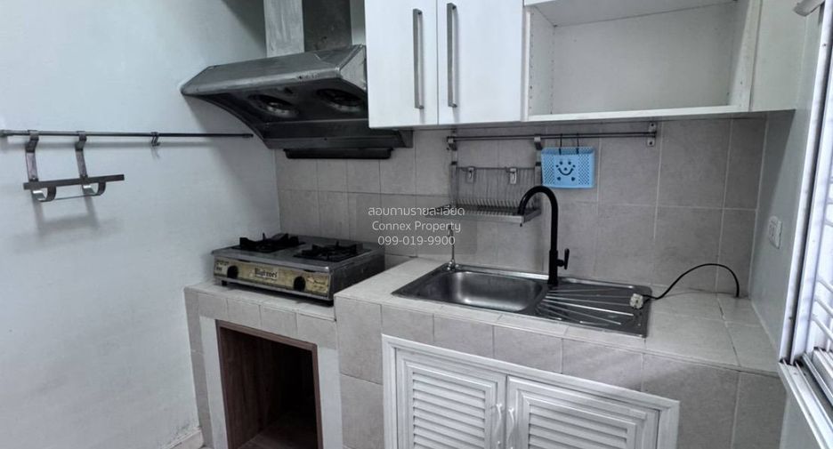 For sale 3 bedrooms townhouse in Prawet, Bangkok