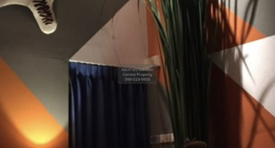 For sale 4 bedrooms townhouse in Lat Phrao, Bangkok