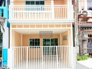 Casa adosada en venta de 2 habitaciones en Mueang Nonthaburi, Nonthaburi