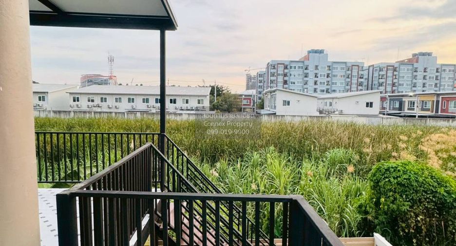 For sale 4 bedrooms townhouse in Khlong San, Bangkok