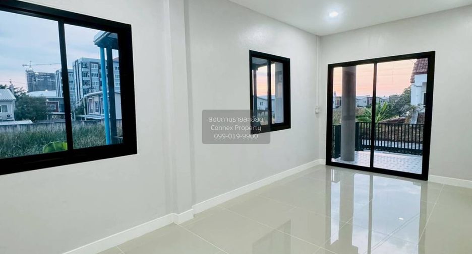 For sale 4 bedrooms townhouse in Khlong San, Bangkok