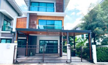 Casa en venta de 4 habitaciones en Bang Kapi, Bangkok