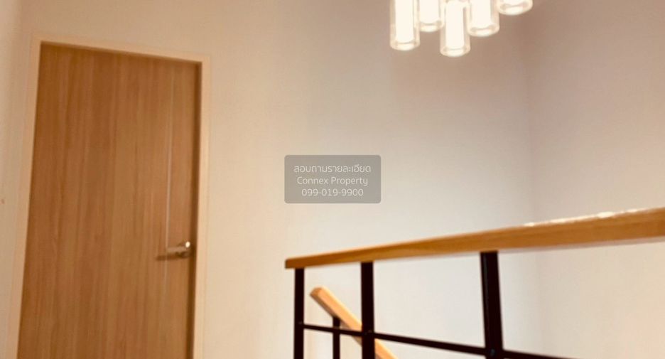 For sale 4 bedrooms house in Bang Kapi, Bangkok