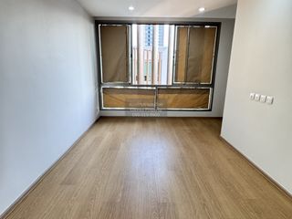 For sale 4 bedrooms townhouse in Phra Khanong, Bangkok