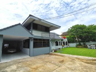 Casa en venta de 6 habitaciones en Saphan Sung, Bangkok