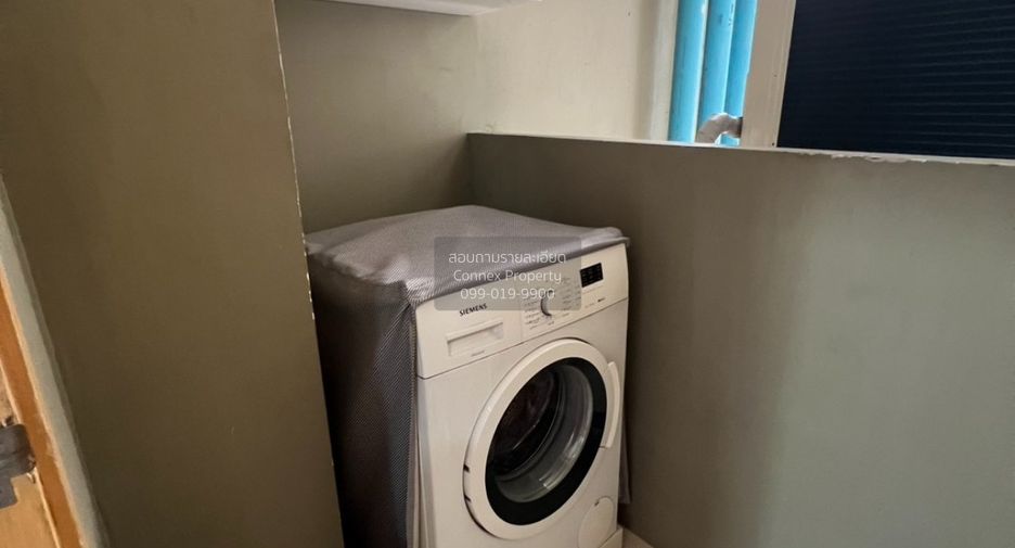 For sale 1 bed condo in Khlong Toei, Bangkok
