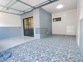 À vendre 3 chambres maison de ville à Bang Kruai, Nonthaburi