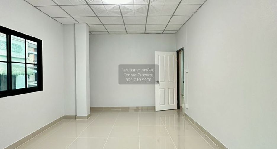À vendre 2 chambres maison de ville à Bang Bua Thong, Nonthaburi