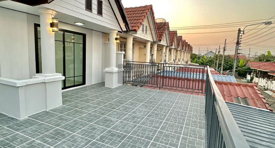 À vendre 2 chambres maison de ville à Bang Bua Thong, Nonthaburi