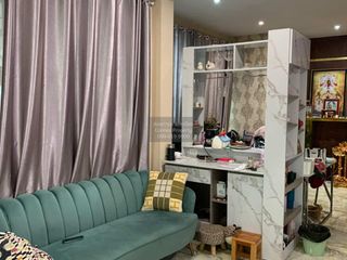 Haus zum Kauf mit 5 Zimmer in Phra Samut Chedi, Samut Prakan