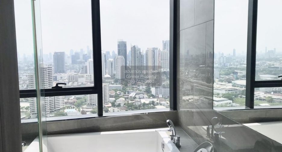 For rent 1 bed condo in Khlong Toei, Bangkok