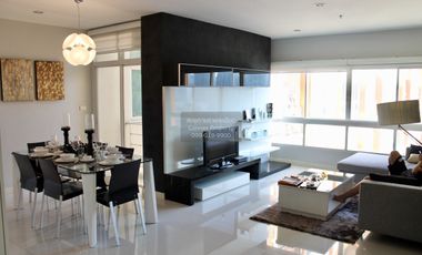 For rent 2 bedrooms condo in Huai Khwang, Bangkok