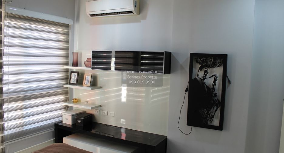 For rent 2 bedrooms condo in Huai Khwang, Bangkok