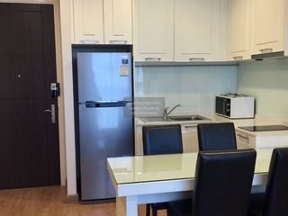 For rent 2 bedrooms condo in Phra Khanong, Bangkok