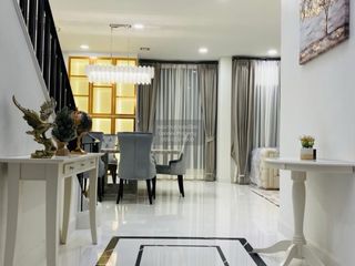 For rent 4 bedrooms house in Saphan Sung, Bangkok