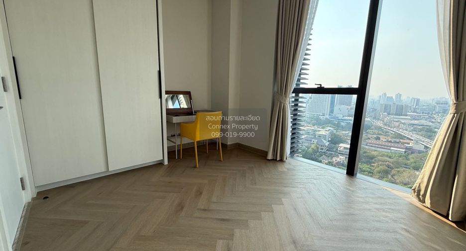For rent 3 bedrooms condo in Bang Kho Laem, Bangkok