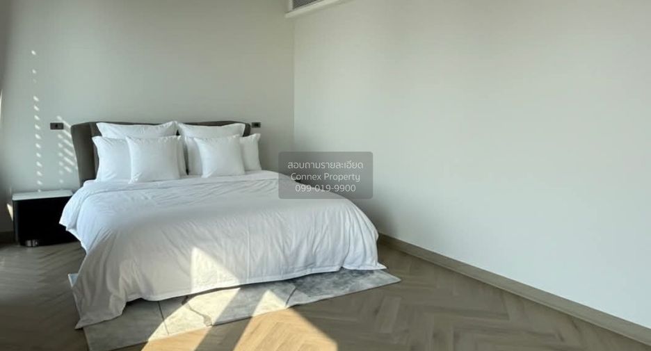 For rent 3 bedrooms condo in Bang Kho Laem, Bangkok