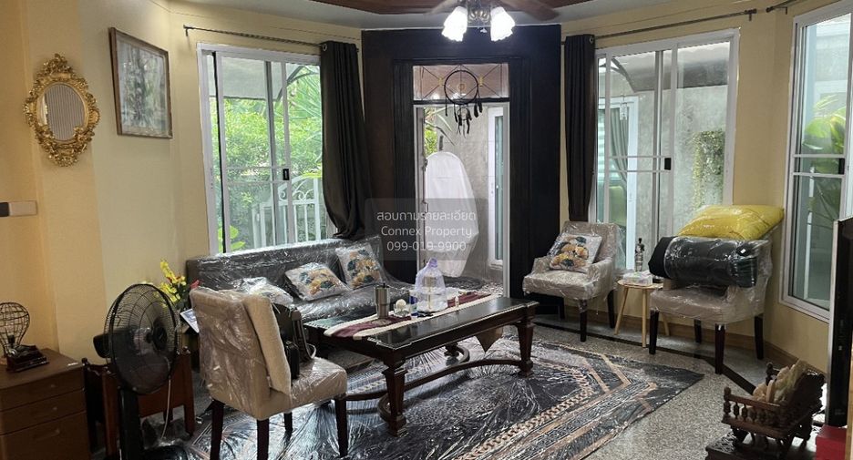 For rent 5 bedrooms house in Bang Kapi, Bangkok