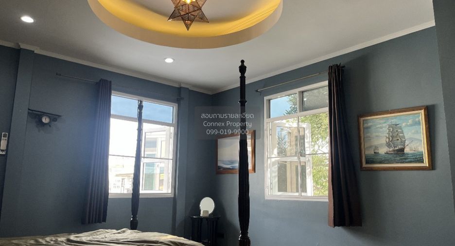 For rent 5 bedrooms house in Bang Kapi, Bangkok