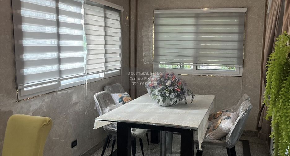 For rent 5 bedrooms house in Bang Kapi, Bangkok