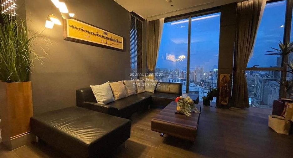 For rent 4 bedrooms condo in Watthana, Bangkok
