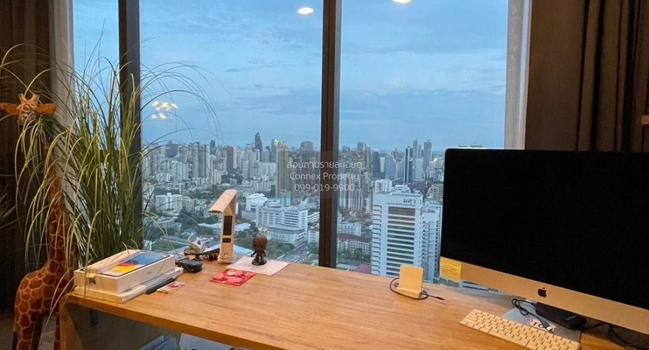 For rent 4 bedrooms condo in Watthana, Bangkok