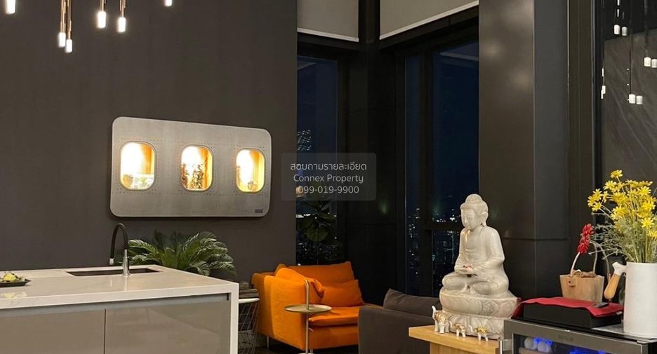For rent 4 bedrooms condo in Watthana, Bangkok