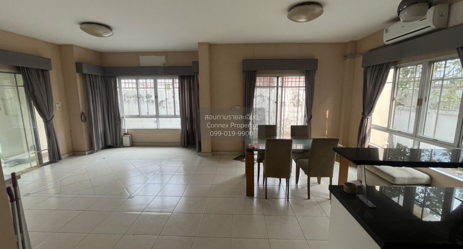 For rent 4 bedrooms house in Khlong Sam Wa, Bangkok