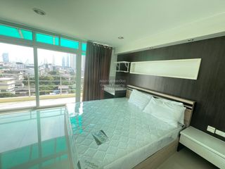 For rent 1 bed condo in Khlong San, Bangkok