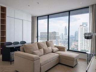 For rent 2 bedrooms condo in Khlong San, Bangkok