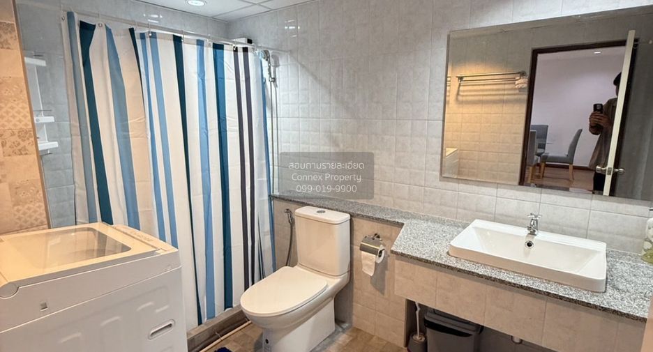 For rent 2 bedrooms condo in Chatuchak, Bangkok