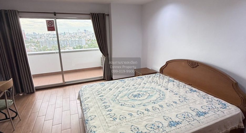 For rent 2 bedrooms condo in Chatuchak, Bangkok