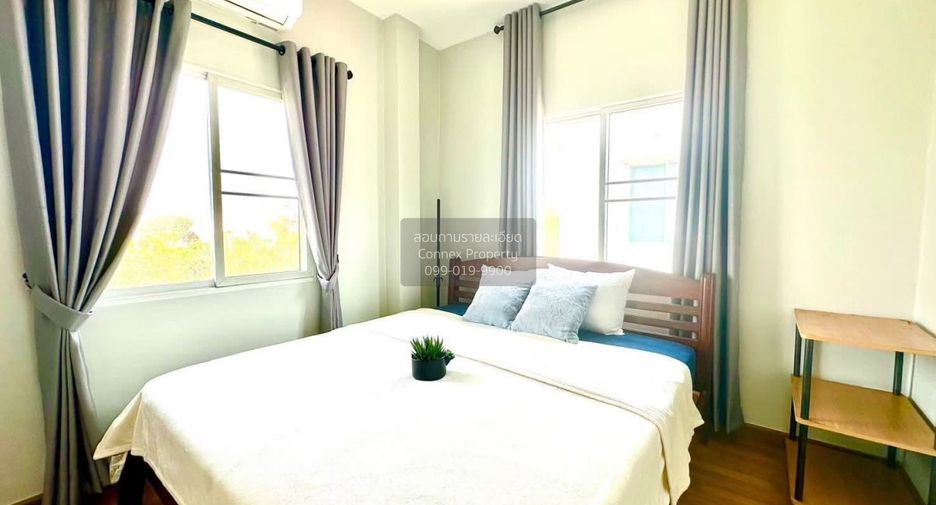 Haus zur Miete mit 3 Zimmer in Lat Krabang, Bangkok