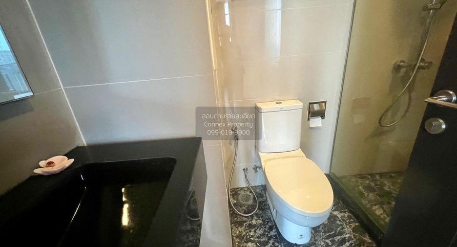 For sale 2 bedrooms condo in Khlong Toei, Bangkok