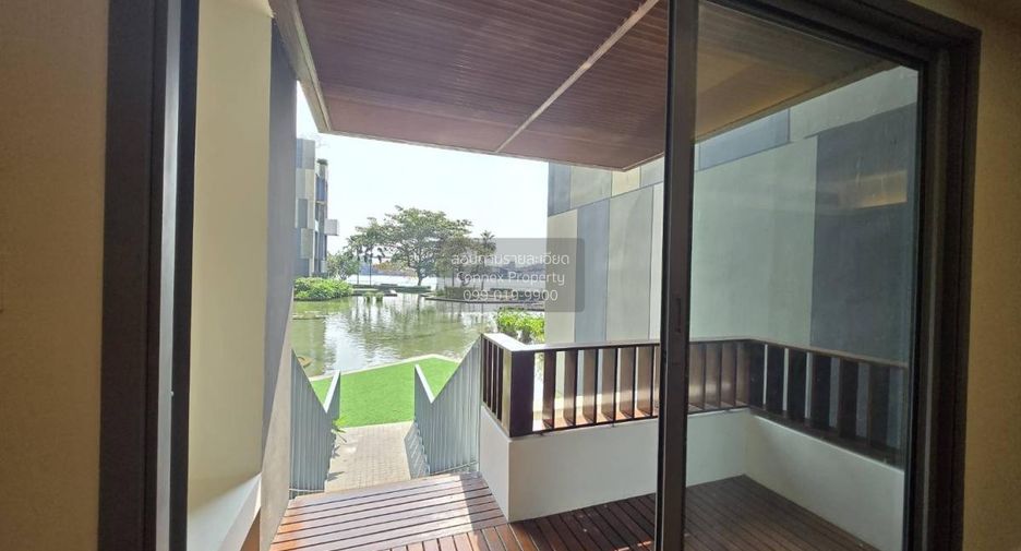 For rent 3 ベッドルーム condo in Yan Nawa, Bangkok