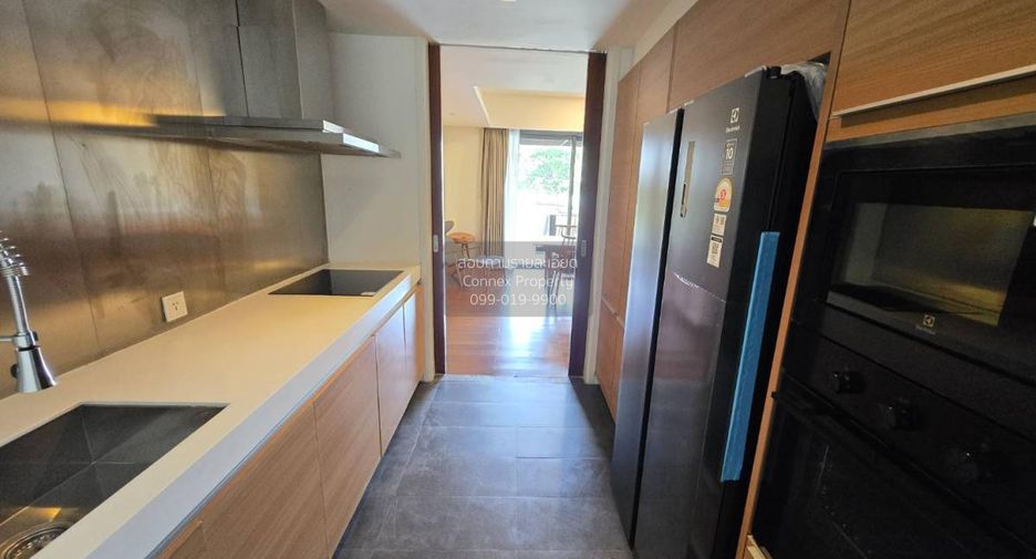 For rent 3 ベッドルーム condo in Yan Nawa, Bangkok