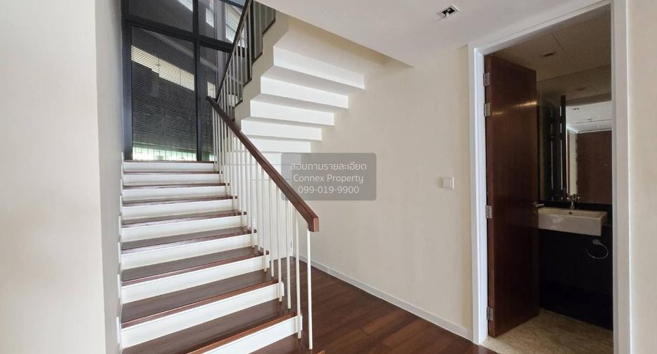 For rent 3 ベッドルーム condo in Yan Nawa, Bangkok
