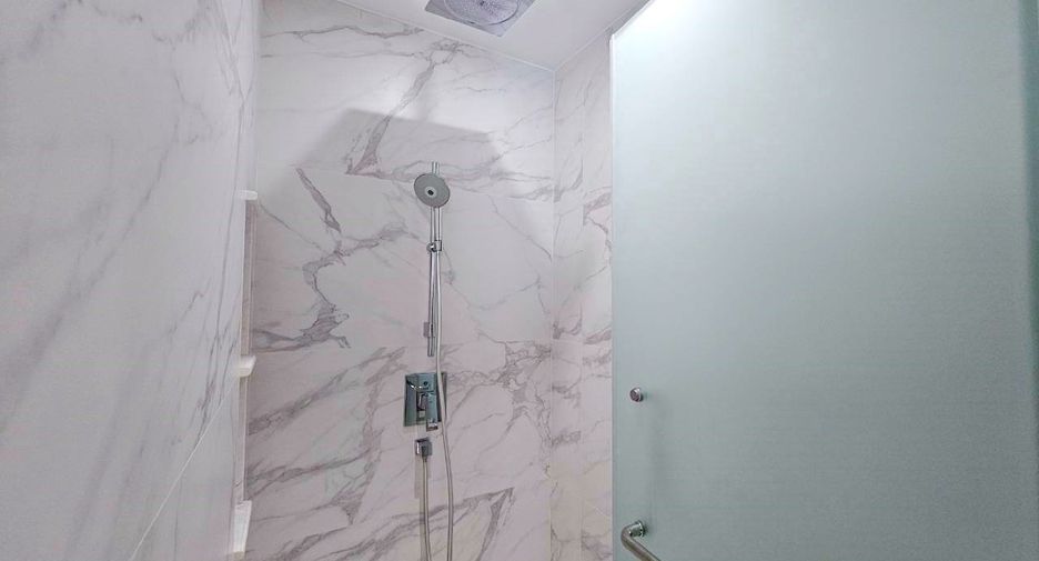For rent 3 ベッドルーム condo in Khlong Toei, Bangkok