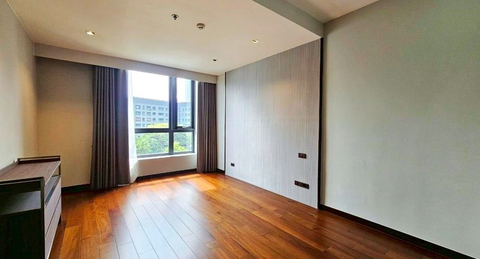 For rent 3 ベッドルーム condo in Khlong Toei, Bangkok