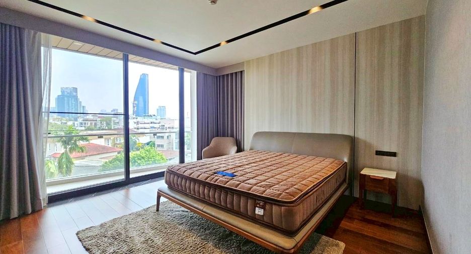 For rent 3 ベッドルーム condo in Khlong Toei, Bangkok