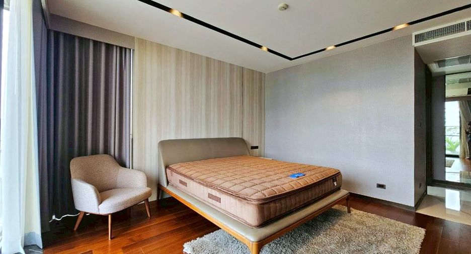 For rent 3 ベッドルーム condo in Khlong Toei, Bangkok