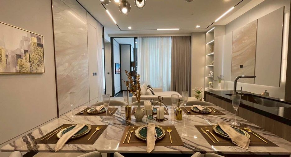 For rent 3 bedrooms condo in Watthana, Bangkok