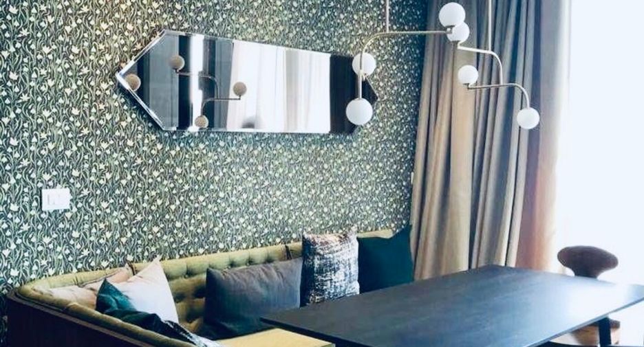 For rent 3 bedrooms condo in Pathum Wan, Bangkok
