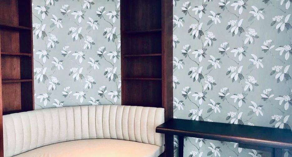 For rent 3 bedrooms condo in Pathum Wan, Bangkok