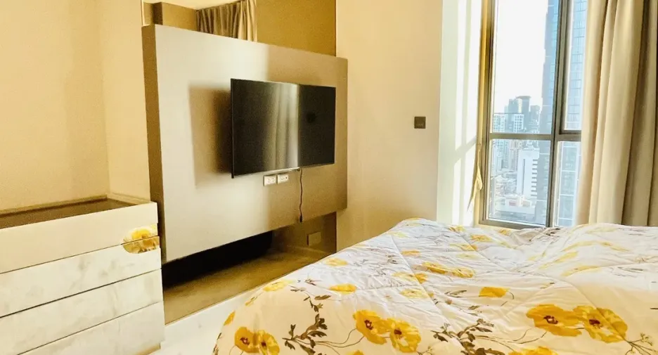 For sale 2 bedrooms condo in Pathum Wan, Bangkok
