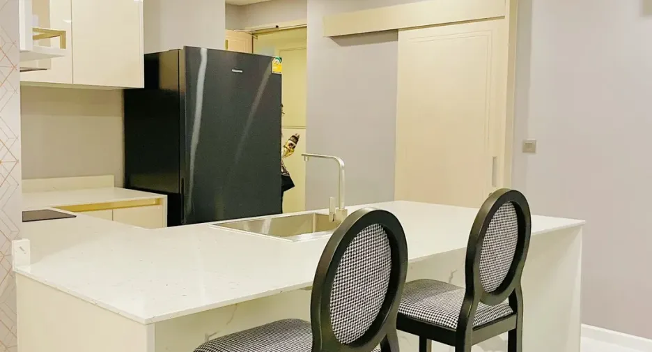 For sale 2 bedrooms condo in Pathum Wan, Bangkok